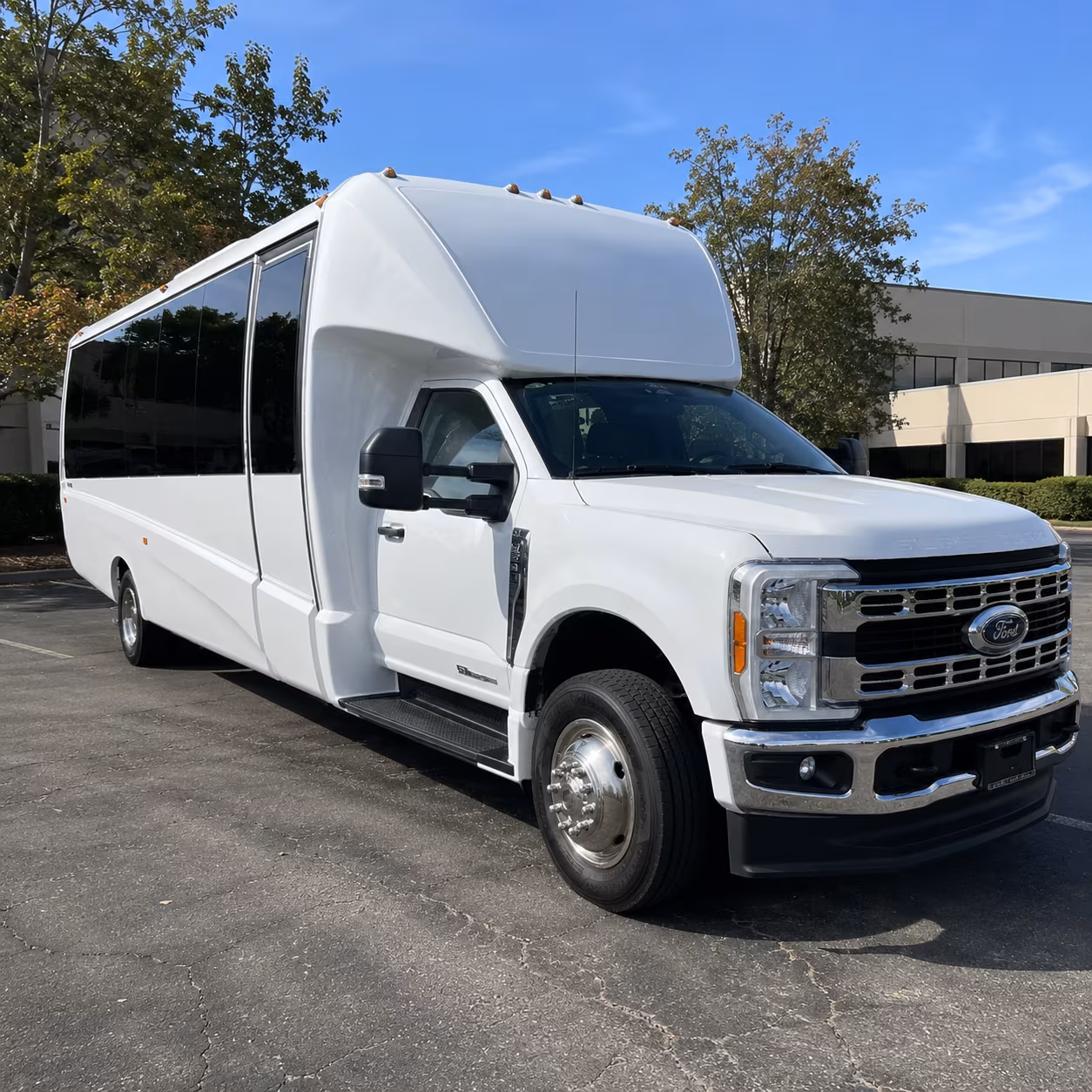 minibuses and sprinter vans for smaller concert groups in frisco